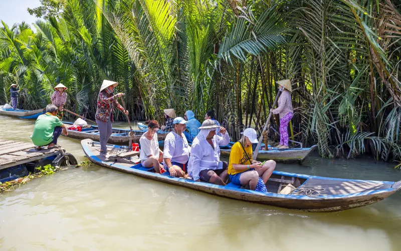 paseo del barco en rio mekong