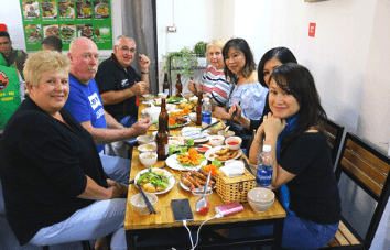 Tour de comida callejera de Hanoi