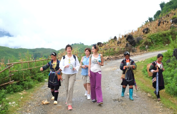 Tour trekking a pueblos tribales en Ha Giang Vietnam – 14 días