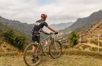 Viaje Vietnam por el Norte en bicicleta de Ba Be a Mai Chau – 15 días