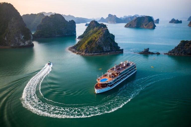 crucero por la bahia de halong